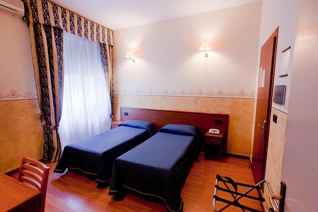 Hotel Lungomare Reggio di Calabria Luaran gambar