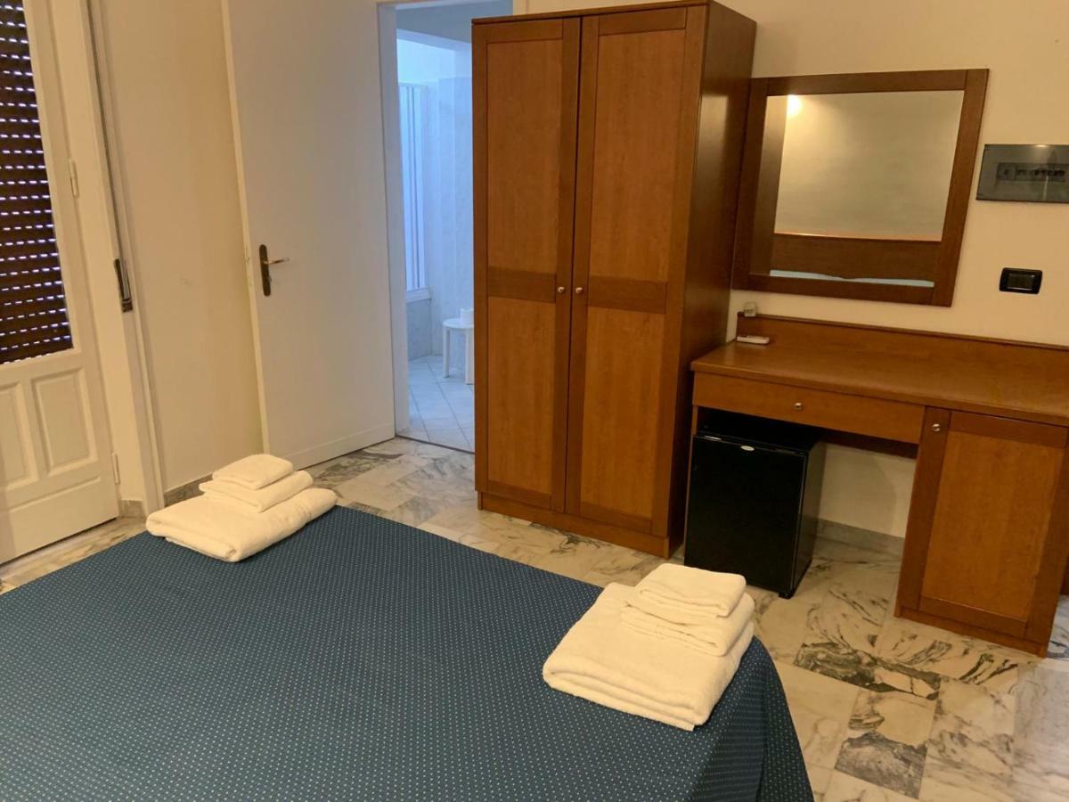 Hotel Lungomare Reggio di Calabria Luaran gambar