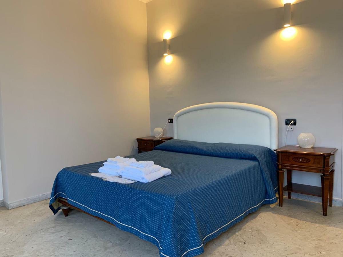 Hotel Lungomare Reggio di Calabria Luaran gambar
