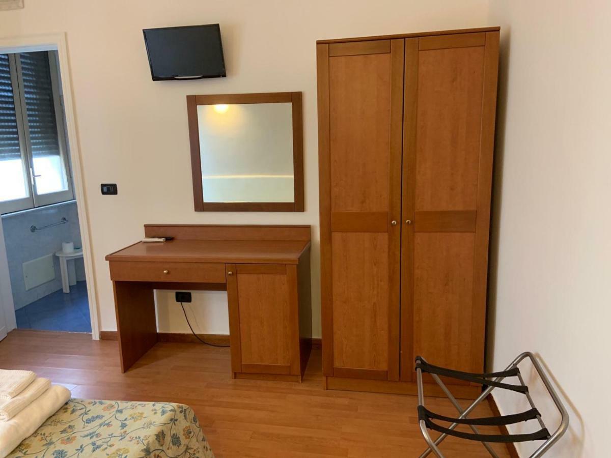 Hotel Lungomare Reggio di Calabria Luaran gambar